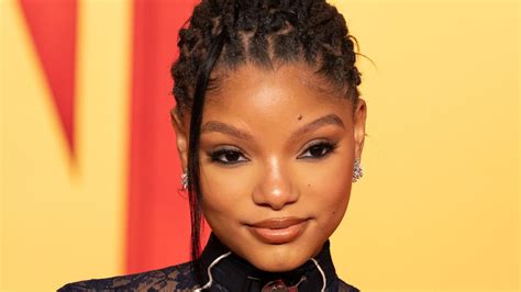 halle bailey naked|Halle Bailey Nude and Sexy Collection